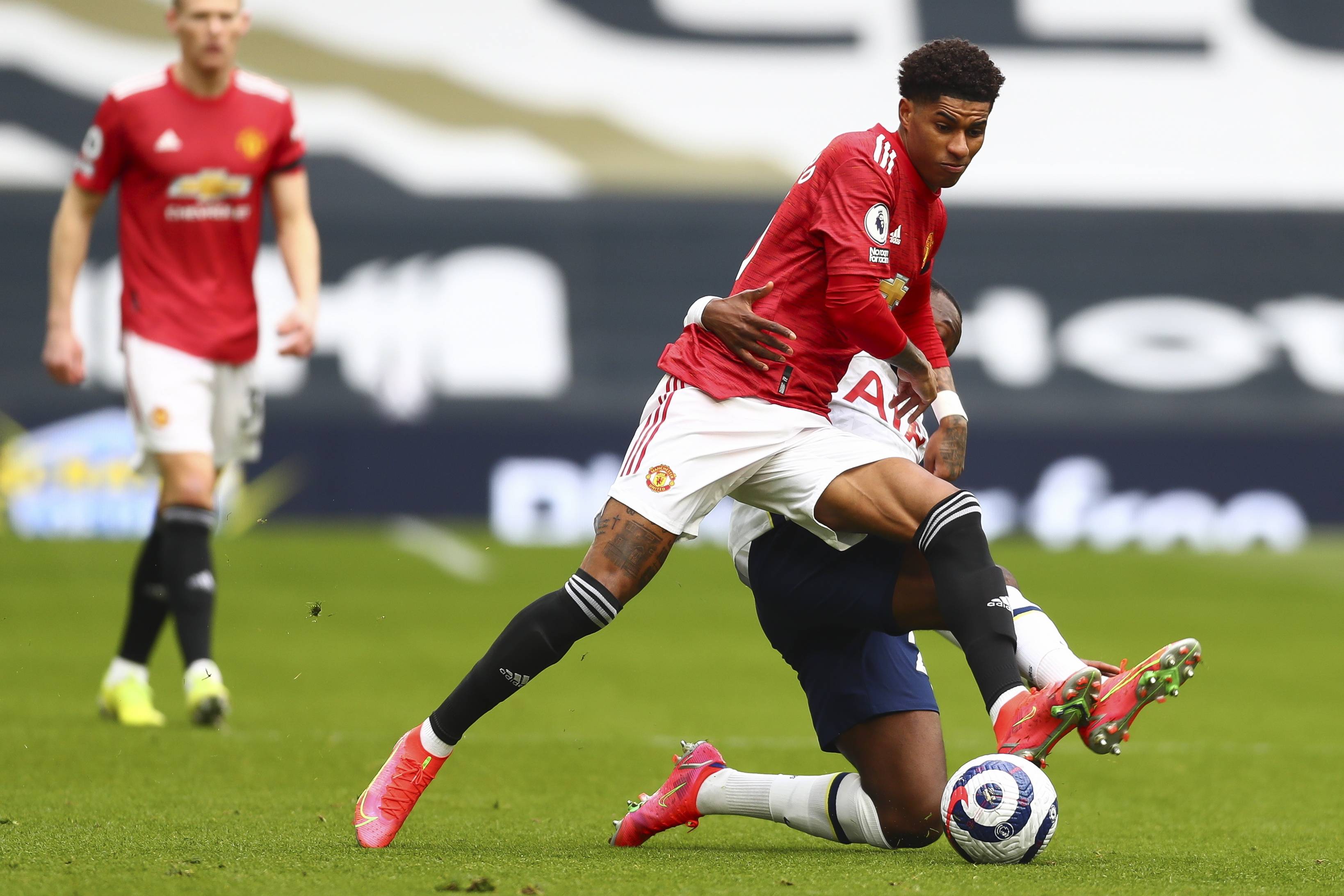 拜仁的高位 拜仁的高位